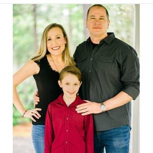 Meet your Posher, Adrianna